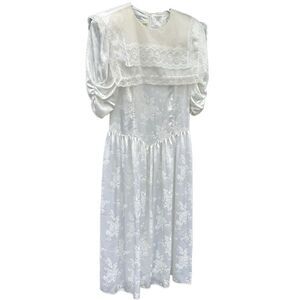 Vintage Gunne Sax Jessica McClintock White Satin w/ Lace overlay collar wedding